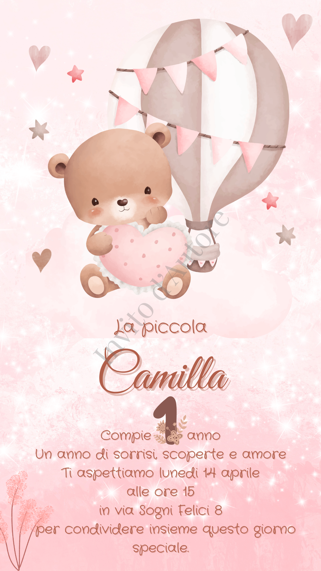 Immagine di invito digitale per primo compleanno di bambina con orsetto e mongolfiera rosa, elegante e personalizzato realizzato da Invito d’autore